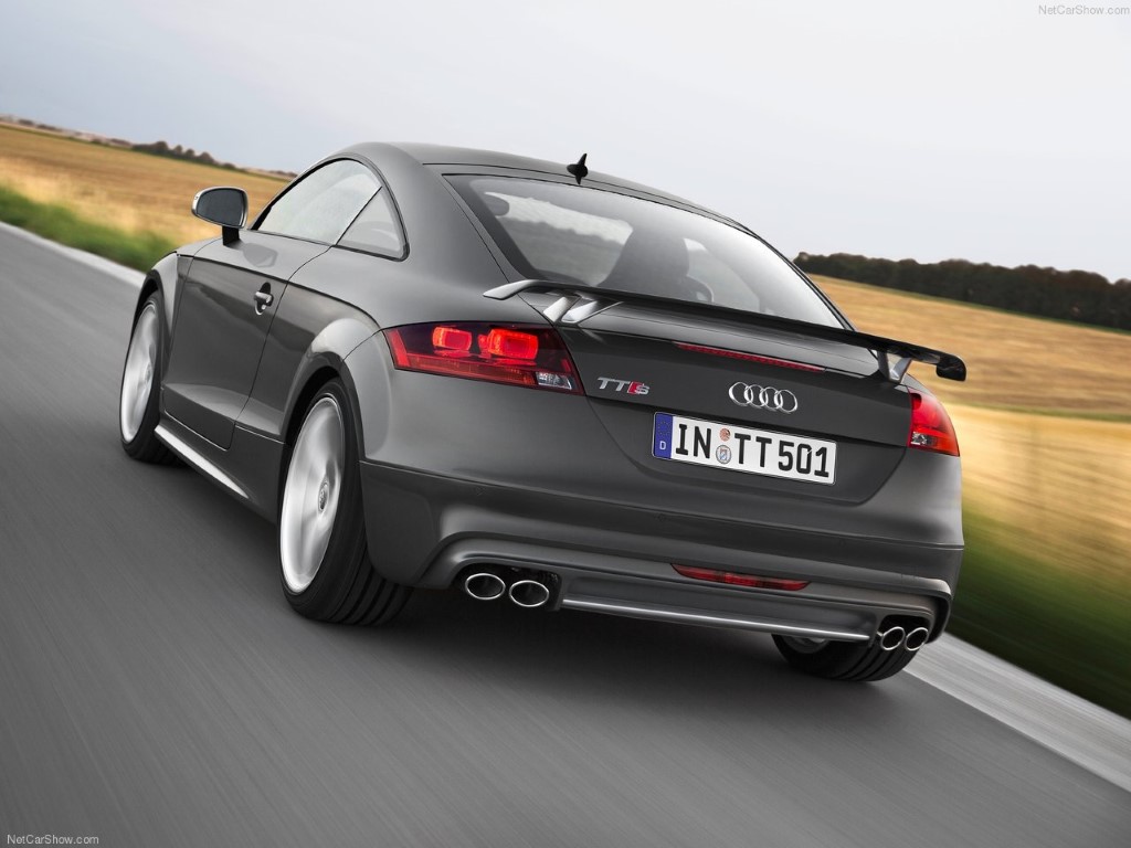 Audi TTS 2.0 TFSI (Automatic)